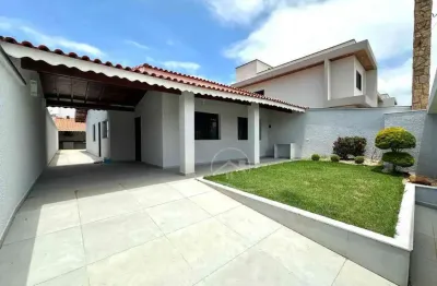 Casa Térrea à venda com piscina, 3 quarto(s),  sendo 3 suíte(s)  no bairro Cidade Nova Peruíbe, 600 metros da praia, Peruíbe-SP