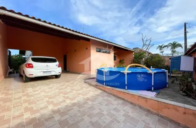Casa Térrea com Edícula à venda , 3 quarto(s),  sendo 1 suíte(s)  no bairro Cidade Nova Peruíbe, 550 metros da praia, Peruíbe-SP