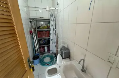 Casa Sobrado à venda com piscina, 4 quarto(s),  sendo 3 suíte(s)  no bairro Convento Velho, 200 metros da praia, Peruíbe-SP