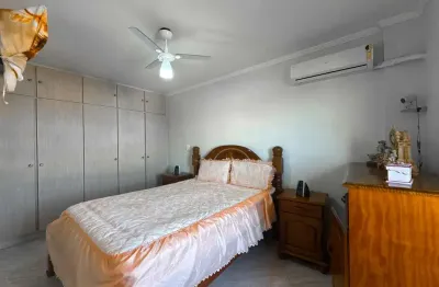 Apartamento Alto à venda , 3 quarto(s),  sendo 1 suíte(s) (Edifício Riviera) no bairro Stella Maris, 400 metros da praia, Peruíbe-SP
