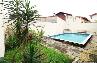 Casa TÉRREA à venda com piscina, 4 quarto(s),  sendo 2 suíte(s)  no bairro Cidade Nova Peruíbe, 0 metros da praia, Peruíbe-São Paulo
