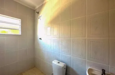 Casa Térrea à venda com piscina, 3 quarto(s),  sendo 1 suíte(s)  no bairro Cidade Nova Peruíbe, 800 metros da praia, Peruíbe-SP