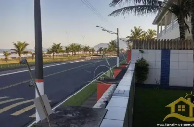 Casa sobrado à venda com piscina, 4 quarto(s),  sendo 2 suíte(s)  no bairro bougainville residencial i, 0 metros da praia, peruíbe-sp