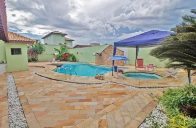 Casa térrea à venda com piscina, 4 quarto(s),  sendo 4 suíte(s)  no bairro três marias, 0 metros da praia, peruíbe-são paulo