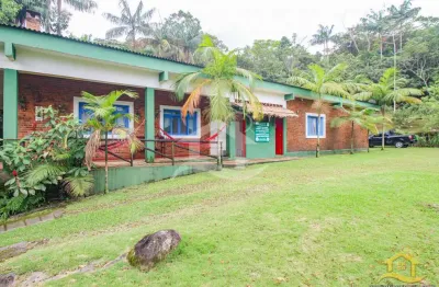 Hotel pousada à venda , 4 quarto(s),  sendo 4 suíte(s)  no bairro guaraú, 0 metros da praia, peruíbe-sp