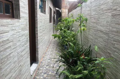 Casa com 2 dormitórios à venda, 90 m² por r$ 350.000,00 - maracanã - praia grande/sp