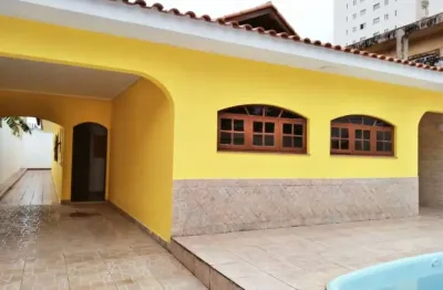 Excelente casa isolada no maracanã com 4 suítes e 4 vagas!!!