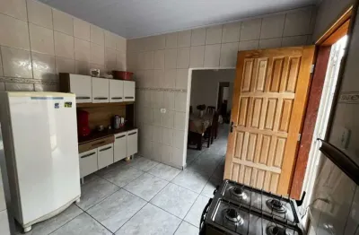 Excelente casa geminada de 2 dormitórios no maracanã!!!