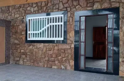 Casa com 2 quartos à venda na Rua Tupi, 163, Tupi, Praia Grande