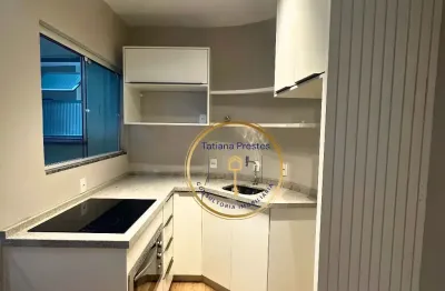 Apartamento de 02 dormitórios reformado no centro de florianópolis