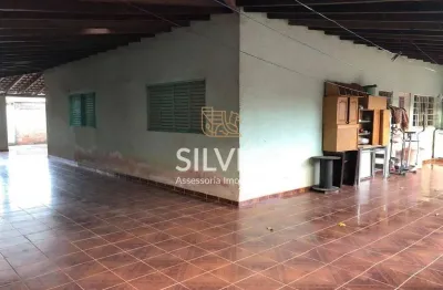 Casa toda na laje, na colônia agrícola samambaia, 04 quartos, ch 141