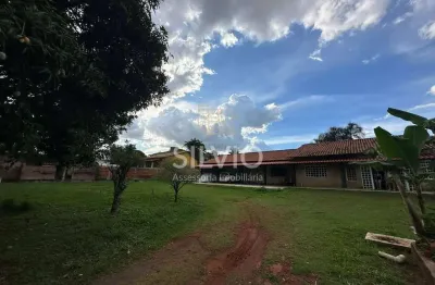 Casa/lote na quadra 4 do park way em condomínio fechado e privativo.