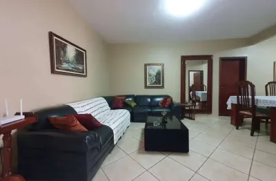 Casa térrea em condomínio em arniqueiras sha, cj. 05, com 03 quartos, sendo 3 suítes, na laje, piscina e churrasqueira.