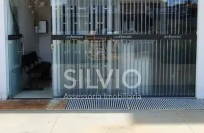 2 lojas comerciais em l (1ª loja: 45,60m² 2ª loja: 39,75m²) na quadra 7 de sobradinho