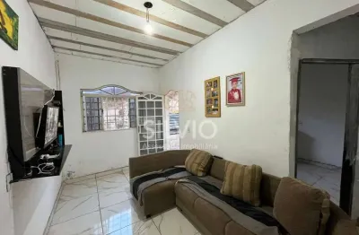 Casa composta por 02 quartos na lage na qn 31 proximo a upa òtima localizaçâo