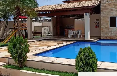Condomínio villaggio do eusébio - casa duplex com 123m2 no eusebio/ce. 4 quartos sendo (1 suíte e 1 reversível) moveis projetados em todos os comodos, com 2 vagas e condomínio com lazer.