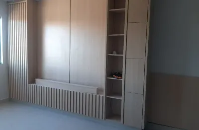Lindo apto tibery 75 m2, 2/4 sendo 1 suíte  gourmeteria/laundry