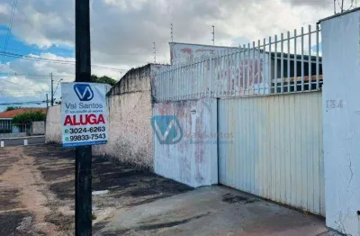 Casa com 1 dormitório para alugar, 45 m² por R$ 850/mês - Brasília - Londrina/PR