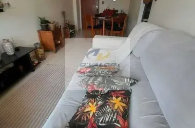 Vendo apartamento com 54m², 2 quartos s/ 1 suíte, sala p/ 2 ambientes e 1 vaga