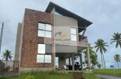 Vendo casa em condomínio fechado, no conde com 300 m², 5 quartos sendo 3 suítes