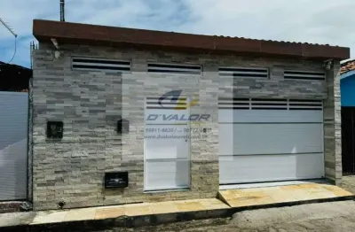 Vendo casa em excelente localização com 131m², 02 quartos (sendo 01 suíte), 01 vaga
