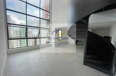 Vendo apartamento duplex, com 120 m², 03 quartos (sendo todos suítes), 02 vagas de garagem.