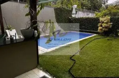 Vendo casa no bosque das orquídeas, com 377m² de área construída, 4 suítes, escritório, dce, 4 vagas