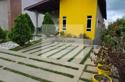 Vendo casa em condomínio, 03 quartos ( sendo 01 suite), 05 vagas de garagem