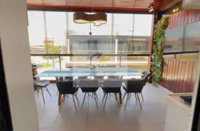 Vendo bangalô (triplex) 126m2, 03 quartos (sendo todos suítes), 02 vagas de garagem