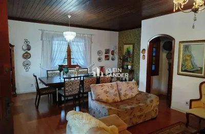 Casa com 4 dormitórios à venda, 182 m² por r$ 1.100.000,00 - cônego - nova friburgo/rj