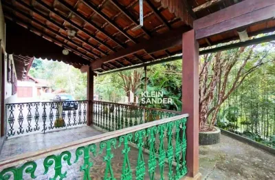 Casa com 6 dormitórios à venda, 341 m² por r$ 1.500.000,00 - vila nova - nova friburgo/rj