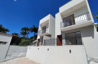 Casa com 2 dormitórios à venda, 75 m² por R$ 370.000,00 - Parque Dom João VI - Nova Friburgo/RJ