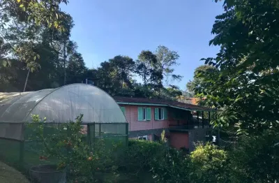 Casa com 3 dormitórios à venda, 300 m² por R$ 750.000,00 - Mury - Nova Friburgo/RJ