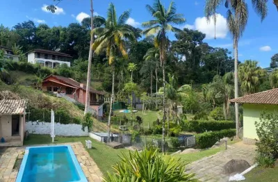 Chácara com 3 dormitórios à venda, 1200 m² por r$ 980.000,00 - amparo - nova friburgo/rj