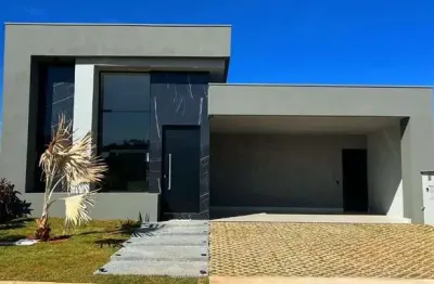 Linda casa térrea em condomínio fechado em indaiatuba/sp
