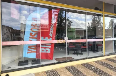 Salão para alugar de 120m² no bairro  vila embaré na cidade de valinhos/sp