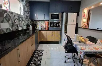 Apartamento com 3 dormitórios à venda, 77 m² por R$ 450.000,00 - Condomínio Água Verde - Jaguariúna/SP