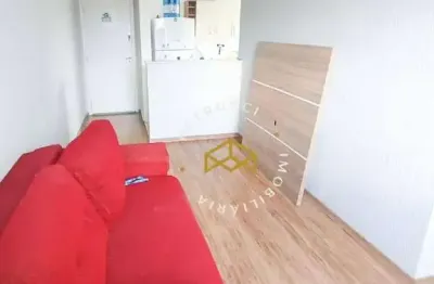 Apartamento  à venda no vila carminha, situado próximo a áreas verdes,