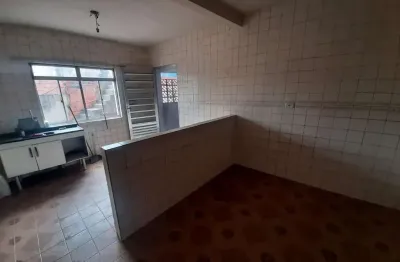 Casa com 1 quarto para alugar na Rua Glasgow, 85, Vila Olinda, Embu das Artes