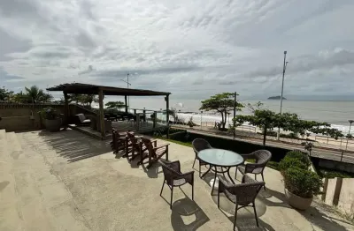 Casa com 6 quartos à venda na avenida nereu ramos, 946, centro, balneário piçarras por r$ 10.000.000