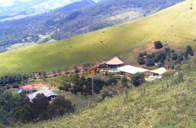 Sítio com 4 dormitórios à venda, 173100 m² por R$ 1.989.000 - Dos Pretos - Joanópolis/SP