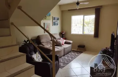 Vendo excelente casa em ipiranga são josé sc, 3 dorm/suíte/lavabo