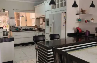 Casa com 04 dormitórios a venda no condomínio jardim residencial villa amato em sorocaba/sp
