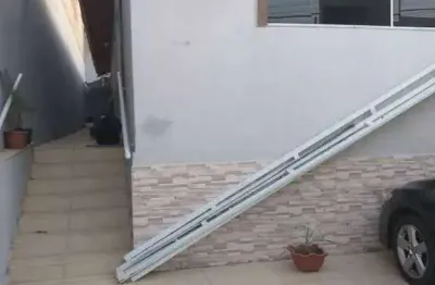 Casa com 3 quartos para alugar na Rua Antônio Petarnela, 100, Vila Barão, Sorocaba