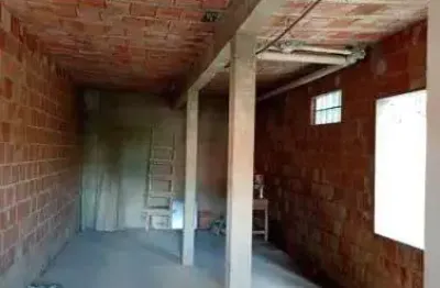 Casa com 2 quartos e imenso porão à venda - vila barão - sorocaba/sp