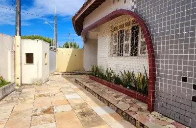 Casa com 5 quartos à venda na Rua Magistrado Raul de Souza Girão, 300, Cambeba, Fortaleza