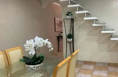 Casa com 3 quartos à venda no Jardim Alto Alegre (São Rafael), São Paulo 