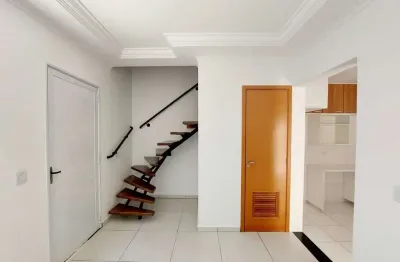 Casa com 2 quartos para alugar na Chácara Santo Antônio (Zona Leste), São Paulo 