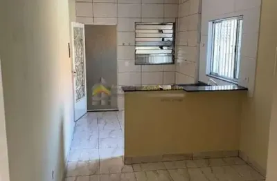Casa para alugar em Vila Granada, São Paulo: 49m², 2 dormitórios, 1 suíte, 1 banheiro por R$1950. Confira!