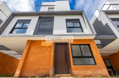 Sobrado com 3 dormitórios à venda, 156 m² por R$ 1.380.000,00 - Água Verde - Curitiba/PR